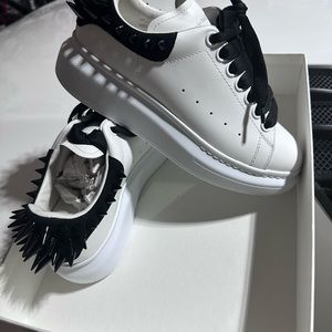 I have other similar ones, I would like to spare me a pair!